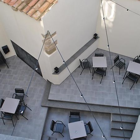 Hostal Universitat Cervera Kültér fotó