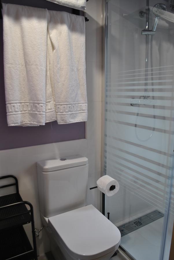 Hostal Universitat Cervera Kültér fotó