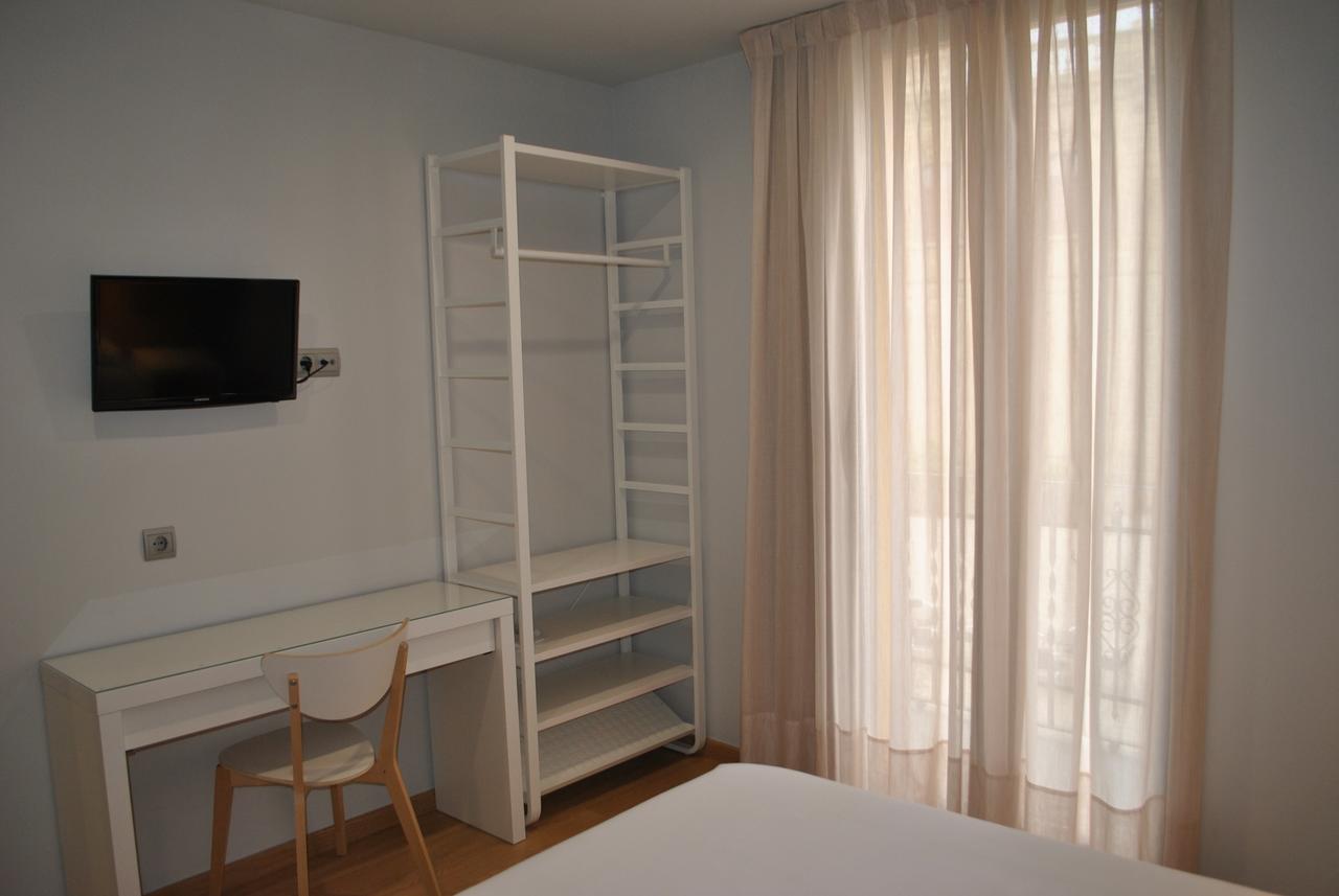 Hostal Universitat Cervera Kültér fotó
