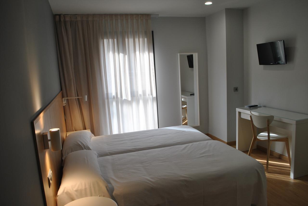 Hostal Universitat Cervera Kültér fotó