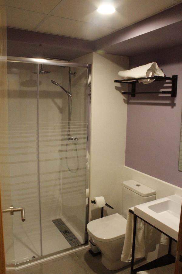 Hostal Universitat Cervera Kültér fotó